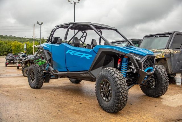 RZR PRO 4 4